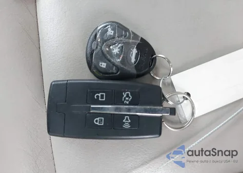 2011 Ford Taurus Sel z USA, uszkodzony, nr VIN 1FAHP2EW0BG112501